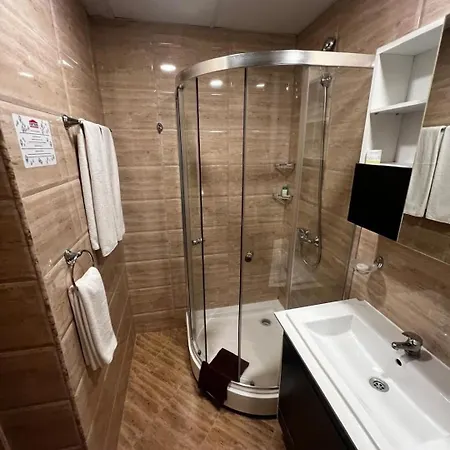 Premier Ar سفيتي فلاس