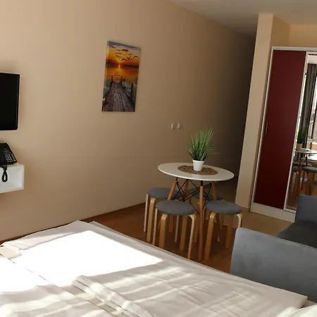 Premier Ar Apartment